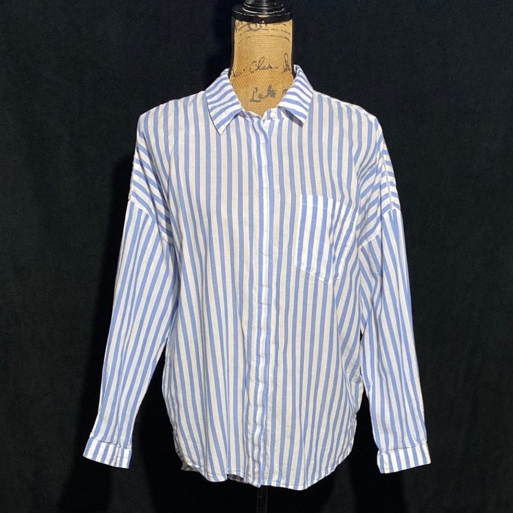 Zara Basic Collection S Button Down Shirt Oversiz… - image 1